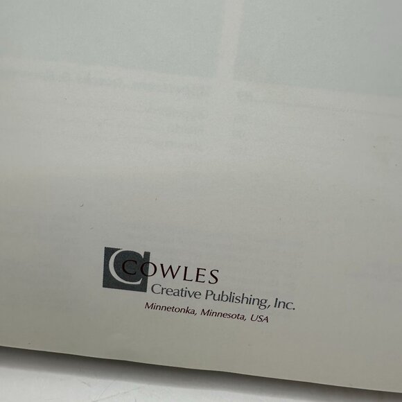 Traditional Christmas Two Cooking Crafts & Gifts Hardcover Book Cowles Creative - Picture 5 of 9